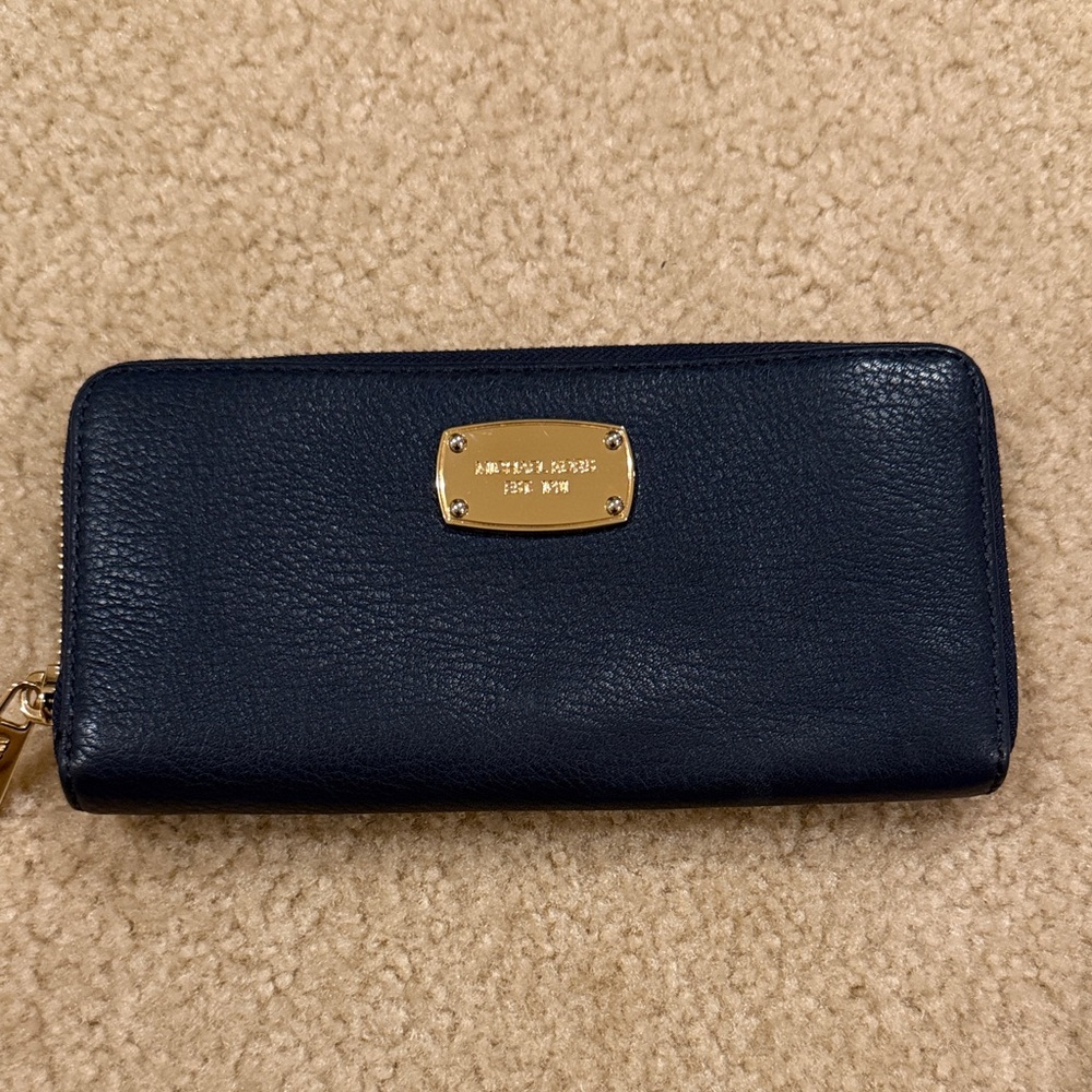 Michael Kors Dark Blue Leather Zip Wallet with Gold Plaque